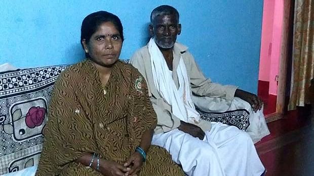 Puttaswamy, a dalit farmer in Nagavalli, Chamarajanagar, said he supports the Anna Bhagya scheme for its efficient delivery of foodgrains monthly. They get 28 kg of rice –7 kg each for four members in the family.