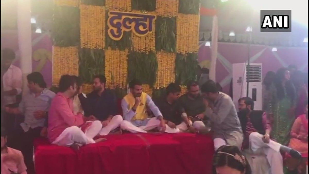 Lalu Prasad Yadav’s son Tej Pratap Yadav’s mehendi ceremony was held in Patna on Wednesday, 9 May.