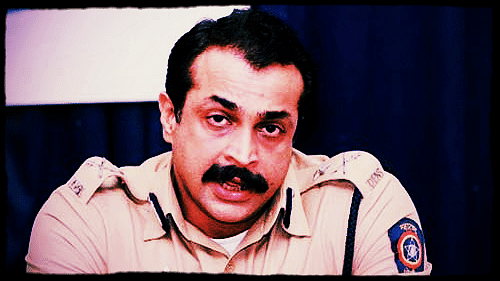 File photo of top cop Himanshu Roy, who shot himself dead on 11 May.