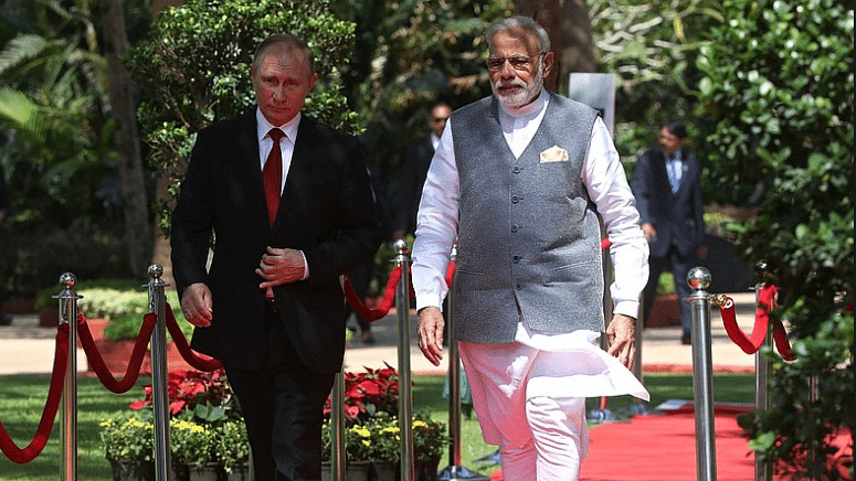 Modi and Putin meet in 2016.