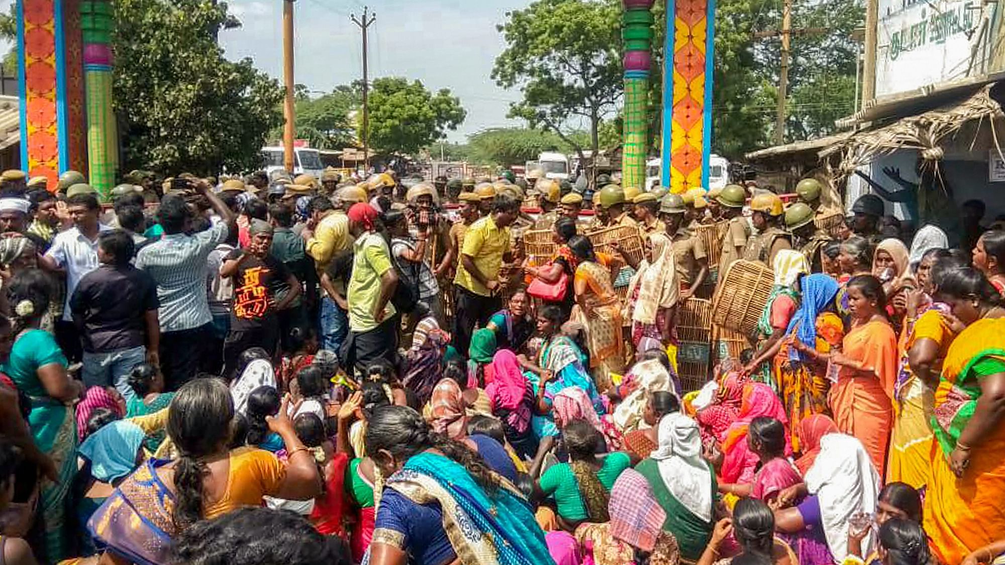 Police personnel tackle the agitators demanding the closure of Vedantas Sterlite Copper unit in&nbsp;Thoothukudi, Tamil Nadu, as the protest enters the 100th day.