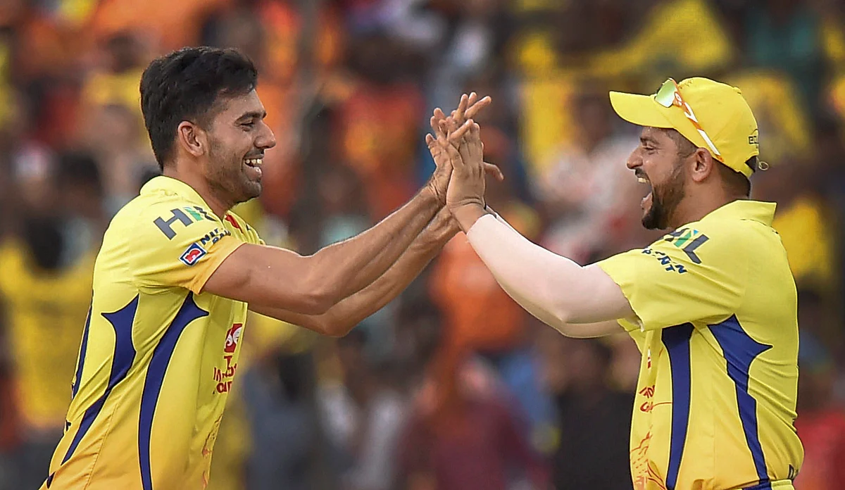 Deepak Chahar celebrates a wicket with Suresh Raina.