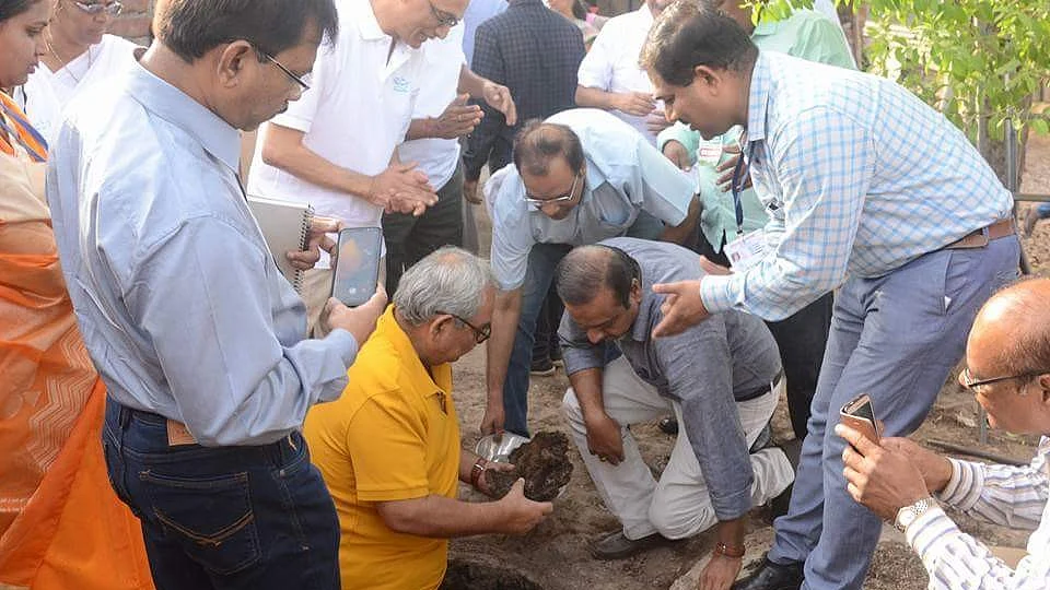 CAG Rajiv Meherishi emptied a twin-pit toilet.