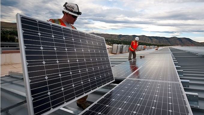 Indian Solar Sector Funding Fell 65% Last Quarter  