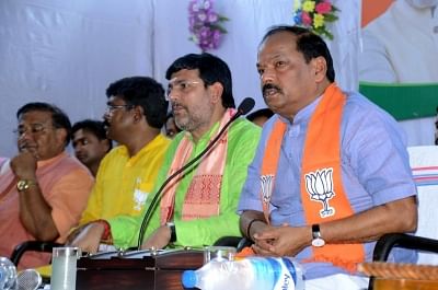 Jharkhand Chief Minister Raghubar Das addresses at an election rally ahead of bypolls to Gomia and Silli (Jharkhand) Assembly seats in Gomia on May 21, 2018. (Photo: IANS)