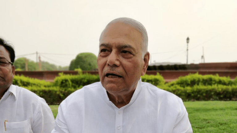 Yashwant Sinha staged a protest outside the Rashtrapati Bhavan on Thursday.