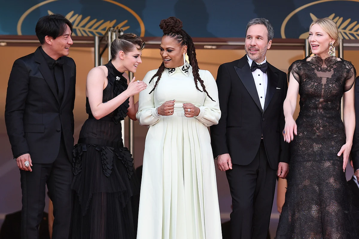 Jury members Chang Chen, from left, Kristen Stewart, Ava DuVernay, Denis Villeneuve and Cate Blanchett pose for photographers upon arrival at the opening ceremony of the 71st international film festival, Cannes, southern France, Tuesday, May 8, 2018.