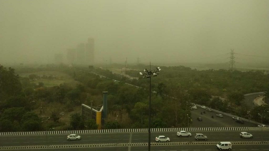 Strong winds and thunderstorm returned to Delhi NCR on Saturday, 19 May.