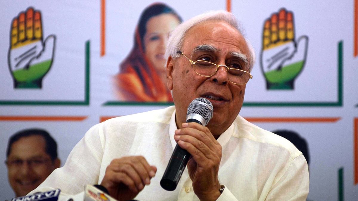 Kapil Sibal’s Congress Exit: Questioning the Gandhis Can Be Dangerous