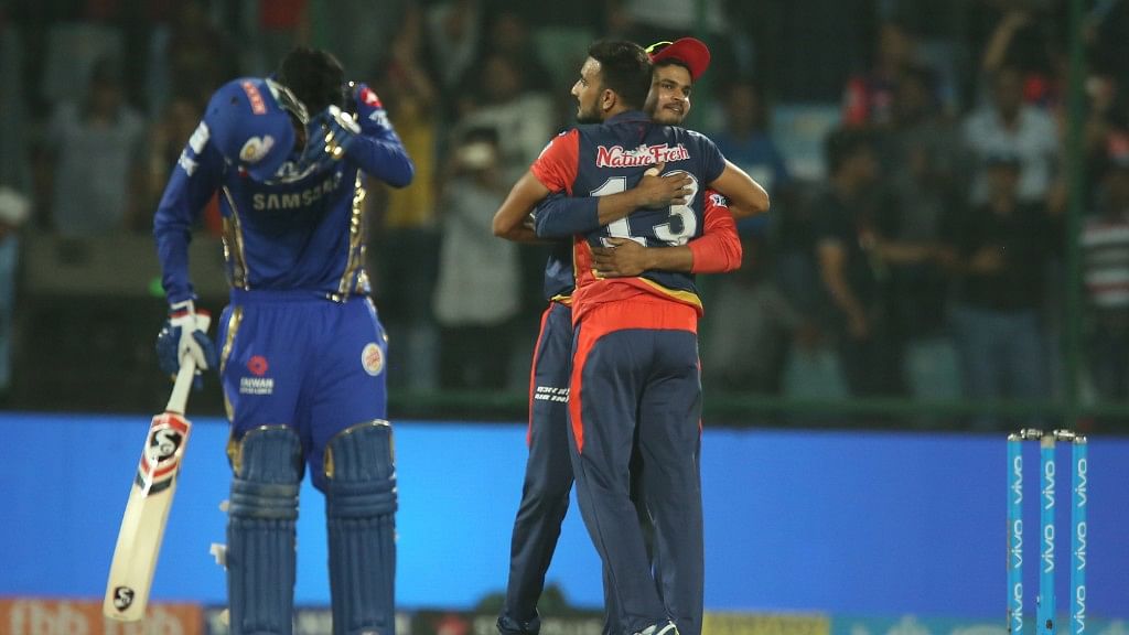 Tremendous bowling effort from Delhi Daredevils spoil Mumbai’s chances of reaching play-offs