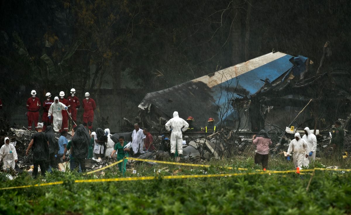 A Boeing 737 crashed in Havana right after taking off, killing more than 100 people.