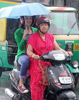 Bengaluru: Rains lash Bengaluru on Jun 3, 2018. (Photo: IANS)
