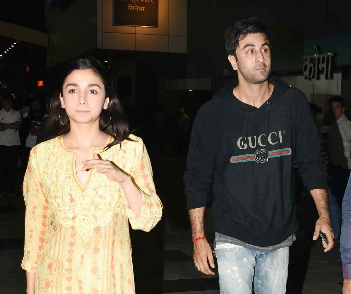 3 times you should have guessed that Ranbir Kapoor and Alia Bhatt were “an item”.