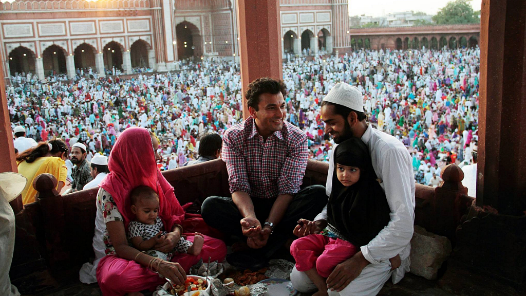 Vikas Khanna had revealed that since 1992, he has been fasting for one day during the month of Ramzan in honour of the family.