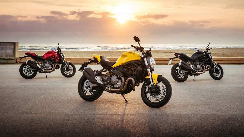 The Ducati Monster 821 takes the styling of the larger Monster 1200, with the power of a more compact 821cc L-Twin Testastretta engine.