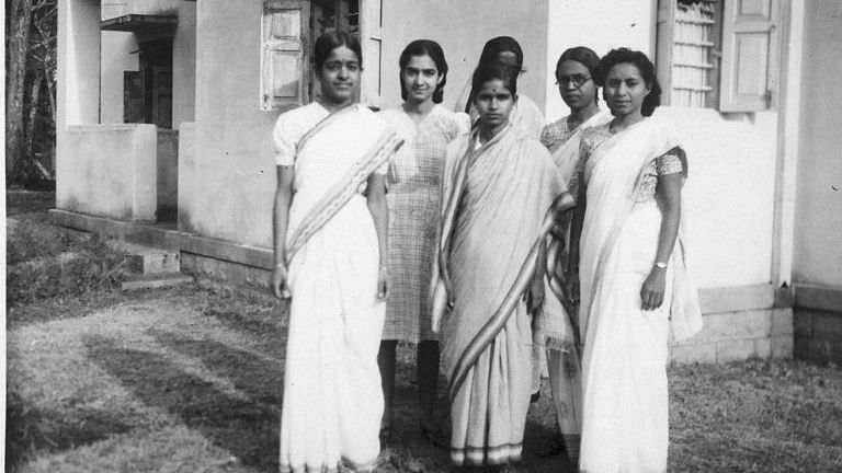 Students outside the first women’s hostel, c 1945. (L-R) Rajeswari Chatterjee, Roshan Irani, M Premabai, Miriam George and Violet D’Souza&nbsp;