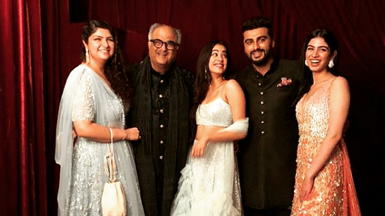  Janhvi, Anshula, Boney, Arjun and Khushi Kapoor at Sonam Kapoor’s reception. (Photo Courtesy: Instagram)