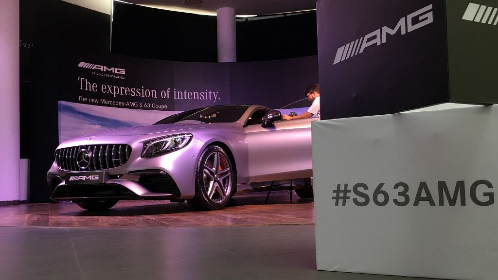 The Mercedes S 63 AMG comes with a 4.0L twin-turbo V8 engine.