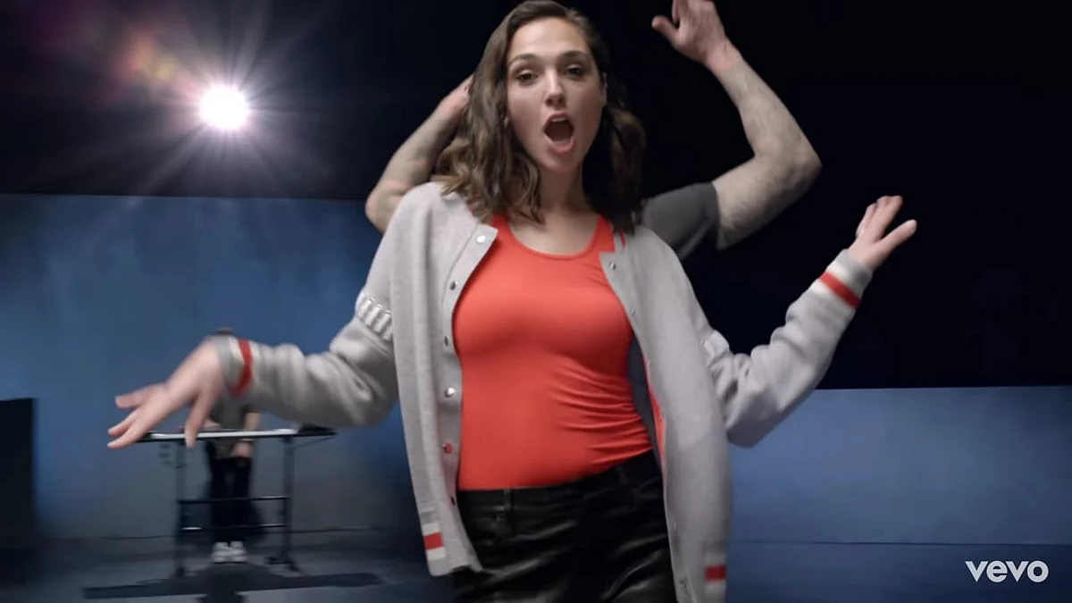 Why You Need to Know the 26 Women in Maroon 5’s ‘Girls like You’