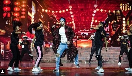 Varun Dhawan practises hard. 