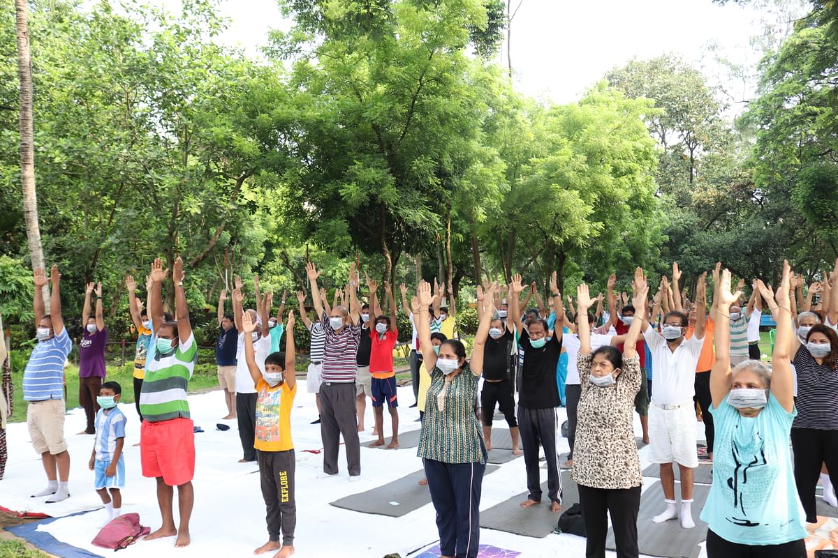 Citizens came out in air pollution masks to do yoga as a symbolic gesture to demand their right to breathe clean air