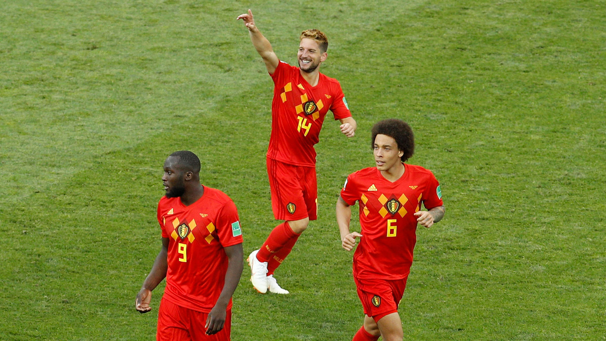 A stunning volley from Dries Mertens and a brace by Romelu Lukaku helped the Red Devils cruise to a 3-0 victory.