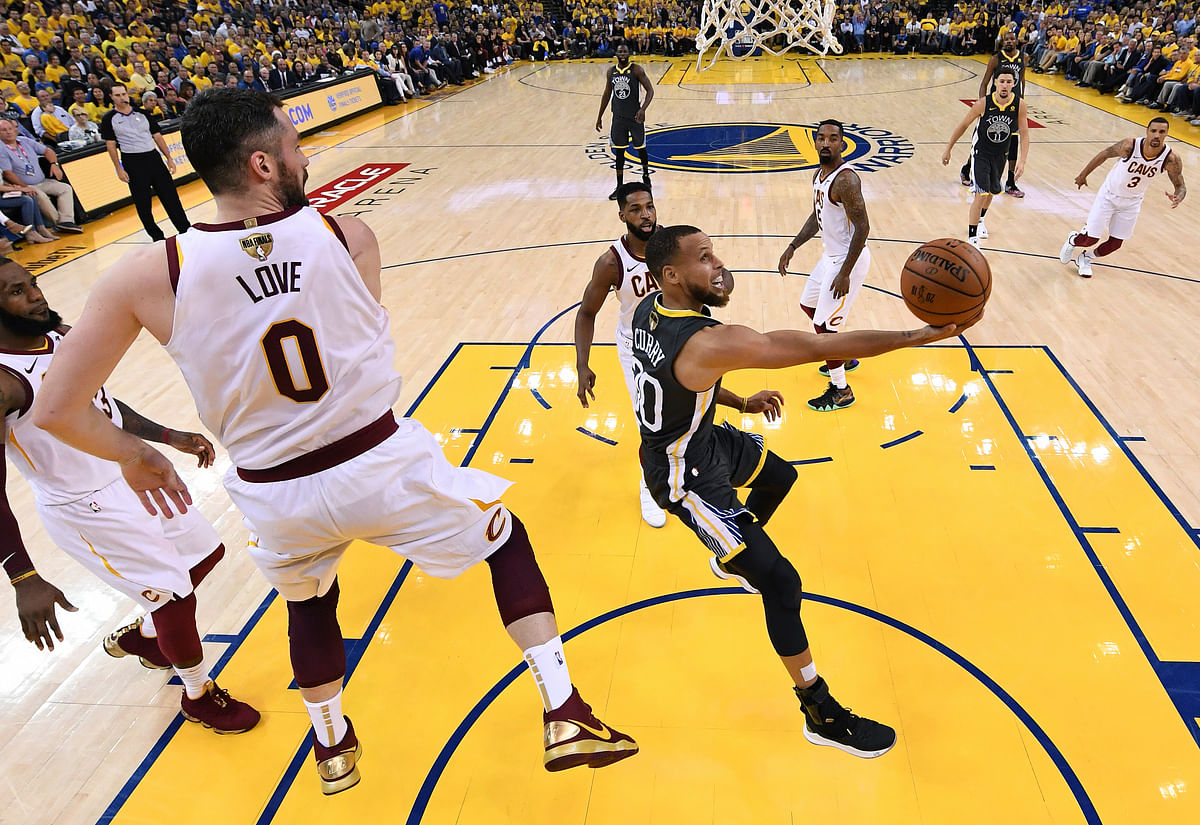 Curry broke the NBA Finals record with nine 3-pointers leading the Golden State Warriors to a second straight win.