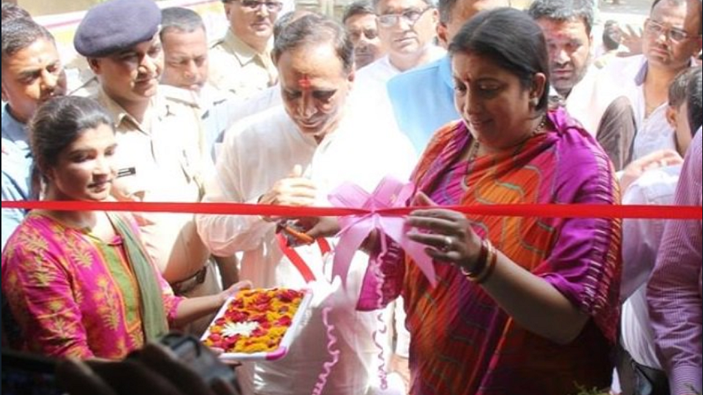 Smriti Irani adopting Maghrol Village under Sansad Adarsh Gram Yojna on 17 May, 2016, in presence of then Gujarat chief minister Vijay Rupani.