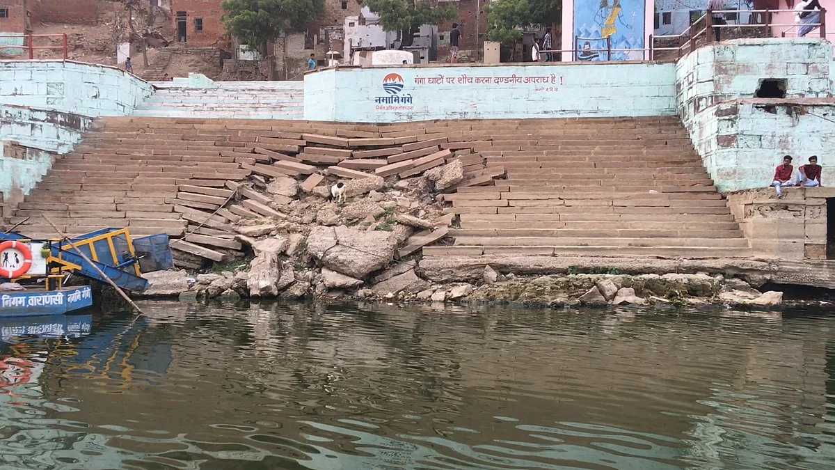 The ignored ghats of Varanasi.