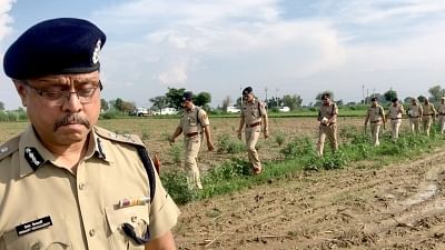 Alwar: Senior police officers on their way to the site of attack where Rakbar alias Akbar was lynched on suspicion of smuggling cows; in Rajasthan
