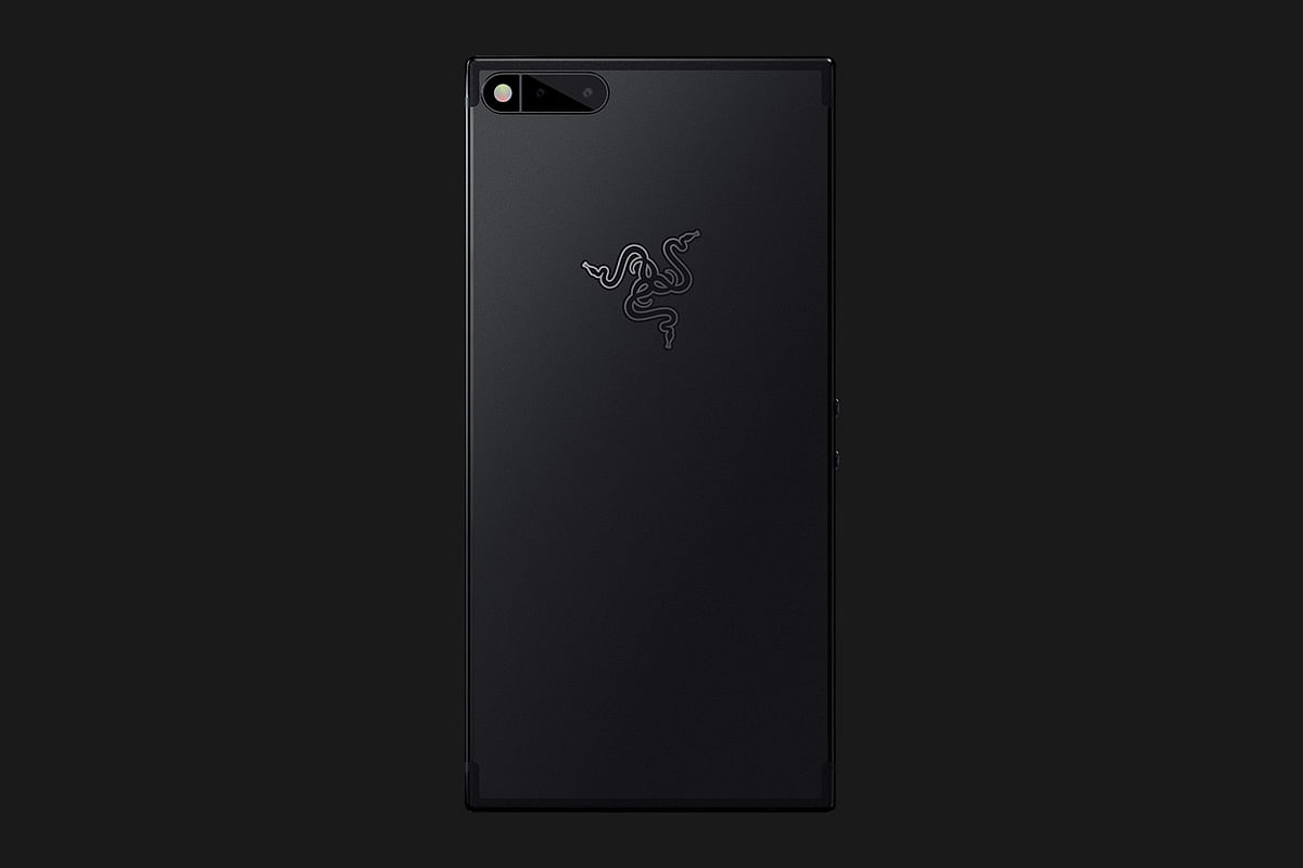 The Razer phone is a result of Razer’s acquisition of smartphone startup Nextbit in January 2017.