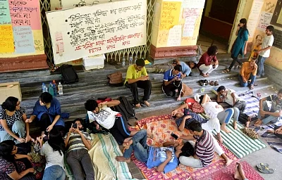 Kolkata: Jadavpur University students stage a sit-in demonstration to press for their various demands, in Kolkata on July 7, 2018. (Photo: IANS)