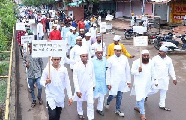 Fake Pics of Muslims Marching for Mandsaur Rape Accused Goes Viral