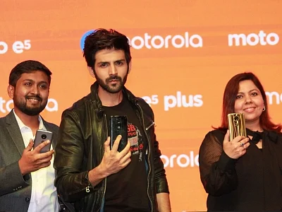 New Delhi: Actor Kartik Aaryan at the launch of Motorola Moto E5 Plus smartphone, in New Delhi on July 10, 2018. (Photo: Amlan Paliwal/IANS)