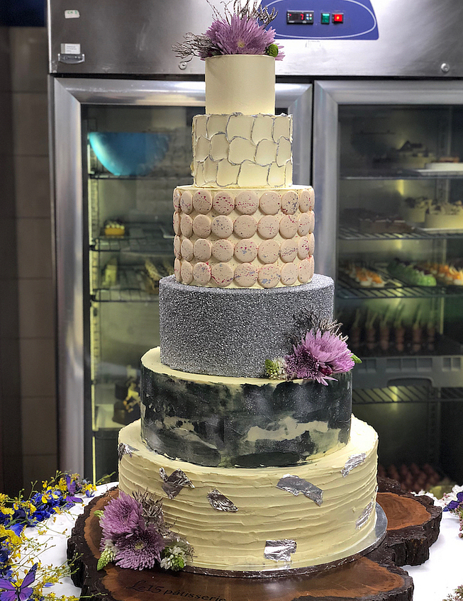 Another wedding cake: this was a work of art created by Pooja Dhingra of Le15 Patisserie.