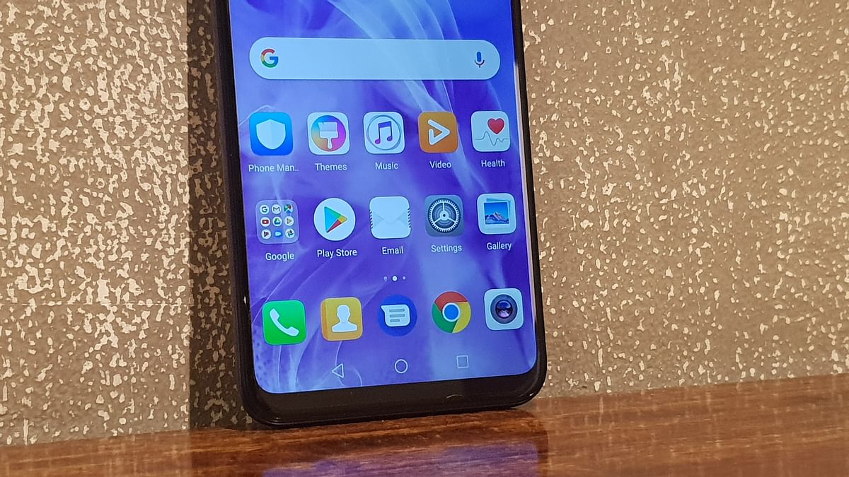 Huawei Nova 3 first impressions. A look at the specifications, camera, features, price and more.