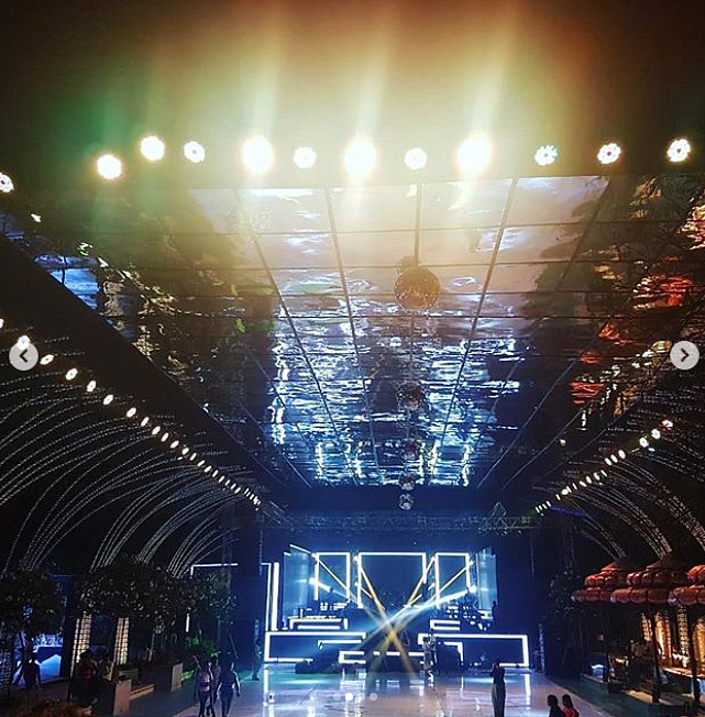 The set-up for the engagement bash in Paris.&nbsp;