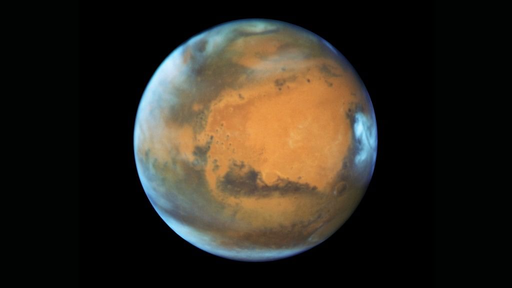  There’s a Giant, Salty Lake on Mars – What Does This Mean For Us?