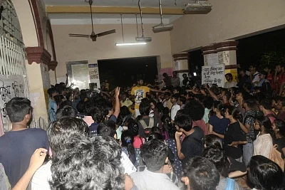Kolkata: Jadavpur University students go on indefinite hunger strike to protest against university authorities
