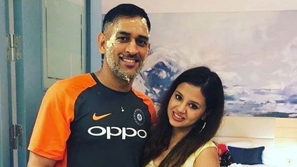 MS Dhoni celebrates his birthday with friends and family