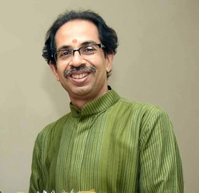Uddhav Thackeray attacks BJP, and other stories. 