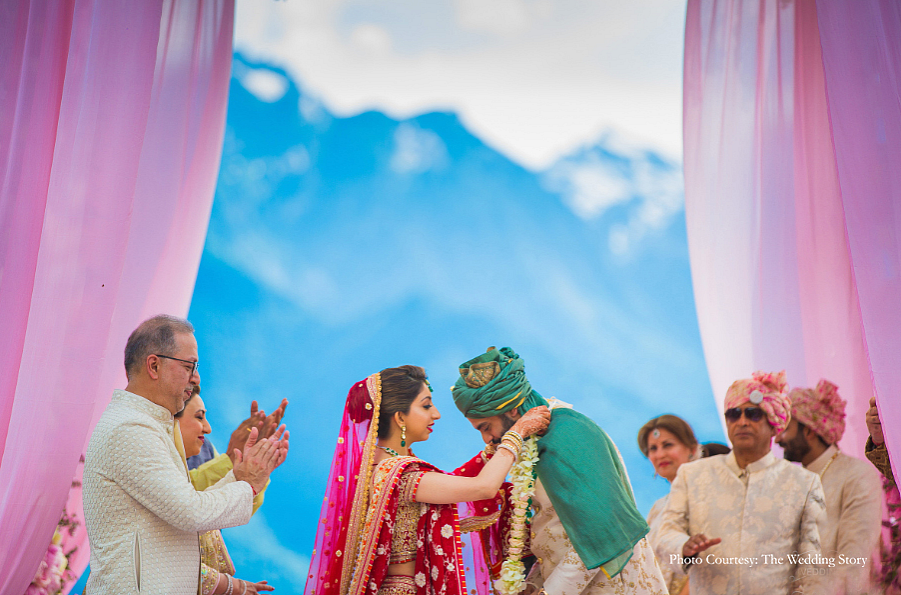 The <i>jaimala</i> ceremony.