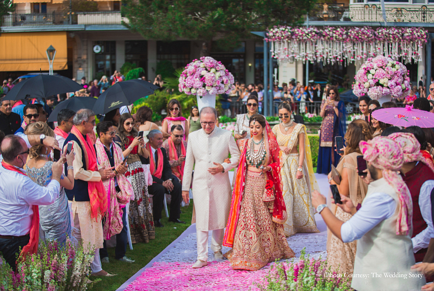 When the father walks the bride towards the mandap!&nbsp;