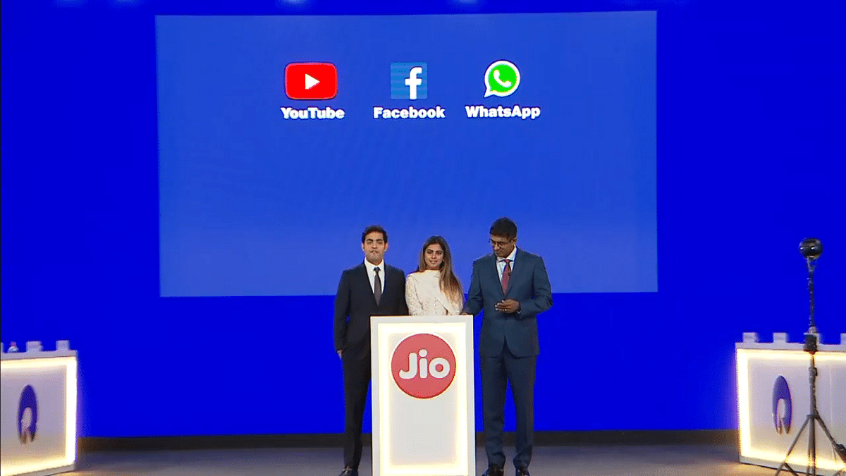 JioPhone to get WhatsApp starting 15 August. 
