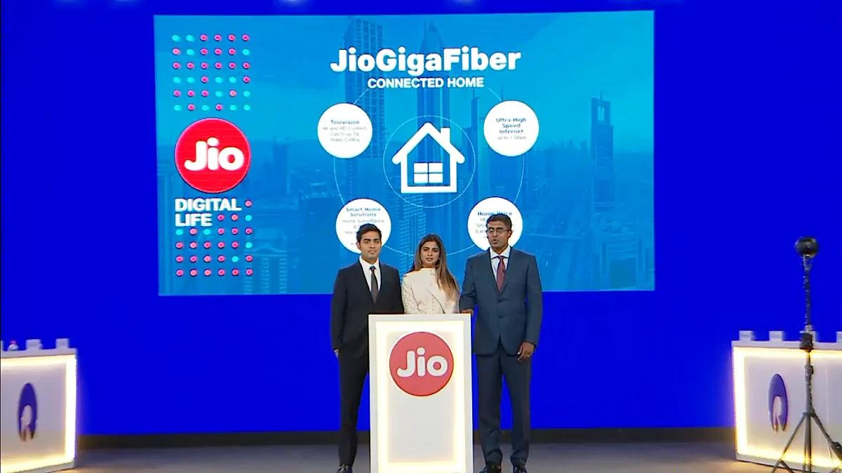 Akash Ambani detailing Jio smart home offerings.