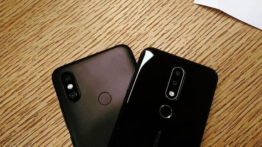 Both Nokia 6.1 Plus (right) and Xiaomi Mi A2 (left) are two mid-range Android One powered phones in the market.