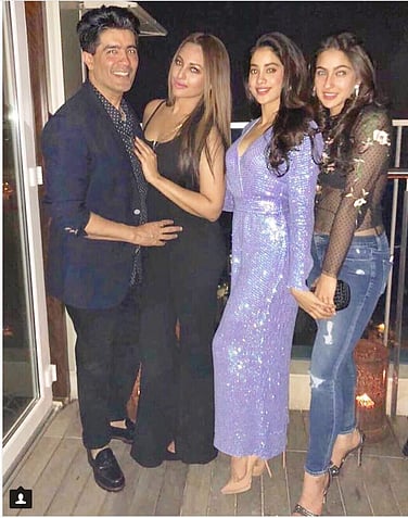 Interview With Manish Malhotra Former packers assistant coach kevin greene dead at 58.