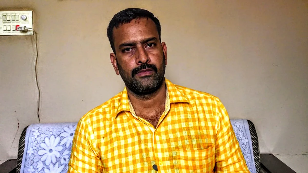 Anurag Dwivedi, whose centre’s licensed expired in 2015, has stopped answering calls from The Quint.