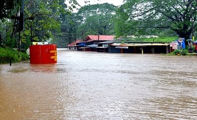 Heavy rain pounds Karnataka, flood alert in affected districts