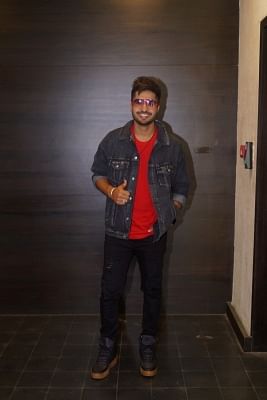 Jassie Gill Elated After Meeting Srk